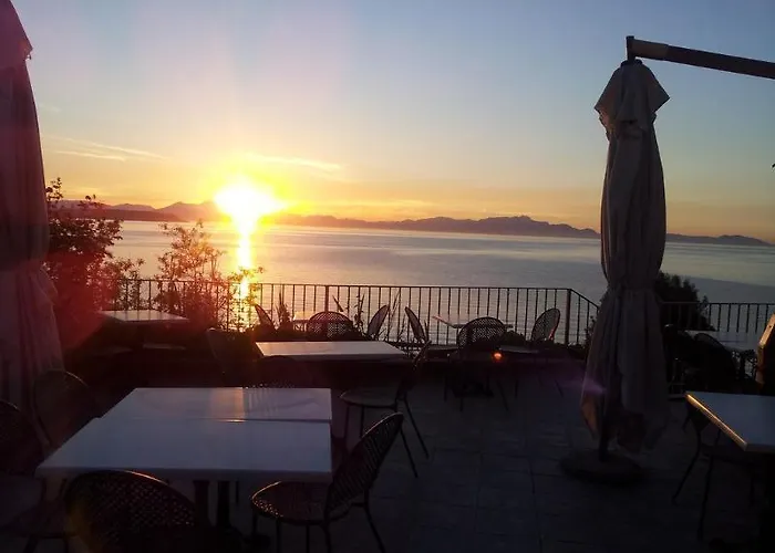 La Ninfea イスキア島