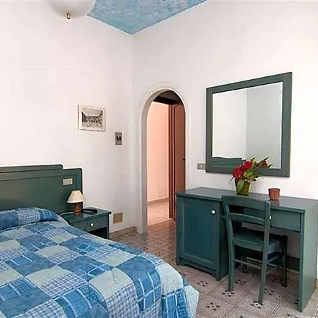 Hotel La Ninfea 3*