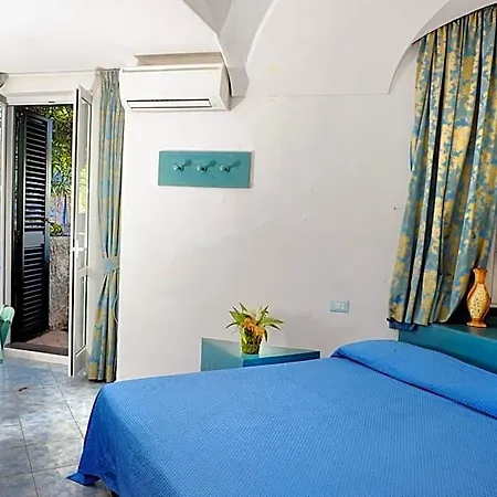 La Ninfea Hotel Ísquia